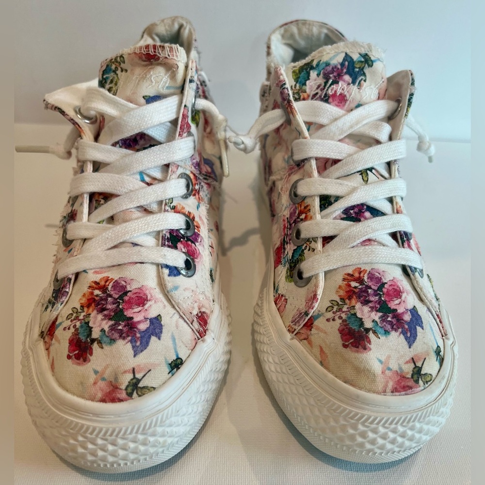 Blowfish Floral Side Sip Sneakers Size 7.5 Women’s - Picture 2 of 13